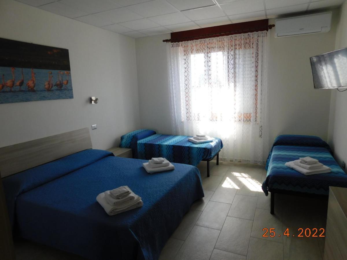 B&B Divino Cabras Ngoại thất bức ảnh