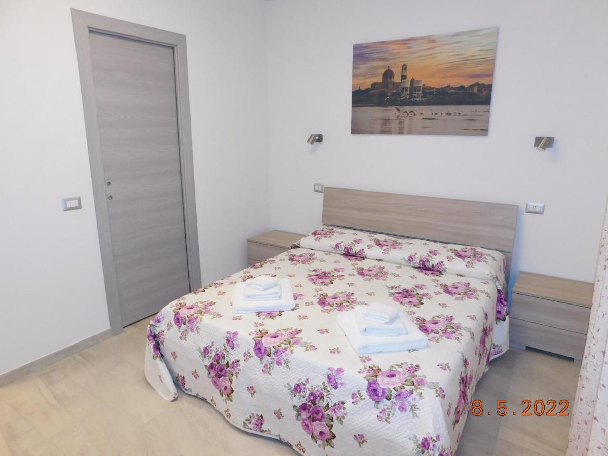 B&B Divino Cabras Ngoại thất bức ảnh