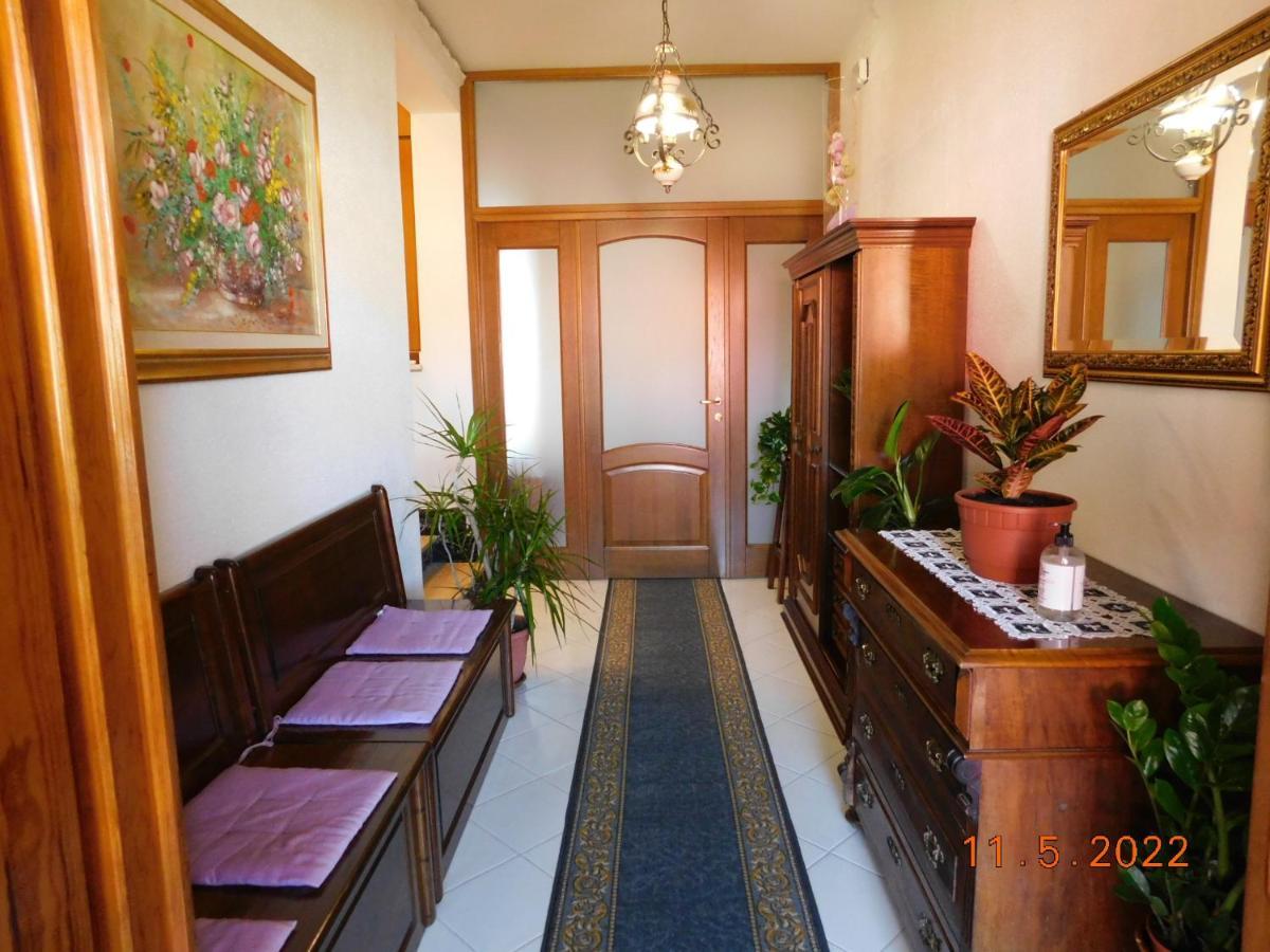 B&B Divino Cabras Ngoại thất bức ảnh